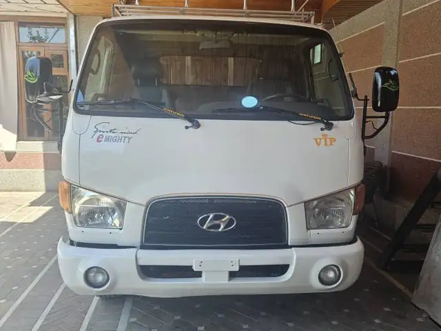 Бортовой грузовик Hyundai Mighty, 2014, Худжанд