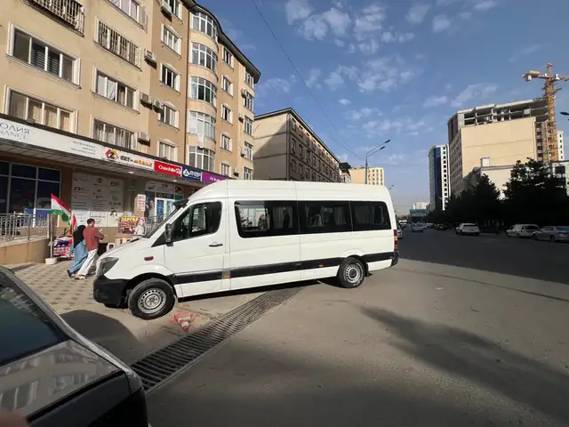 Фургон Mercedes-Benz Sprinter, 2008, Ваҳдат - 3