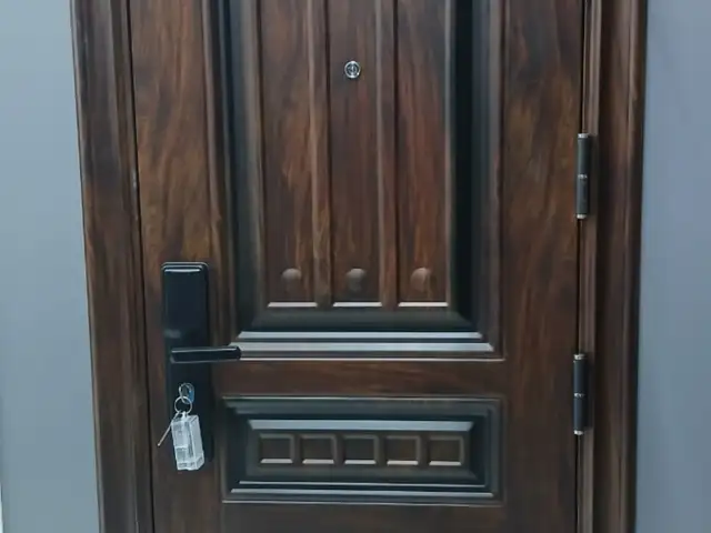 Дверь, Душанбе