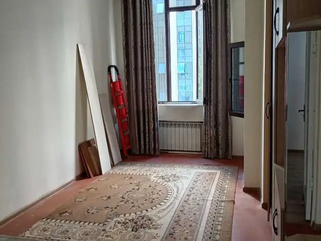 2-комн. квартира, 5 этаж, 60м², Айни 55, Душанбе