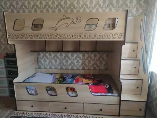 Двухярусная кровать, Душанбе