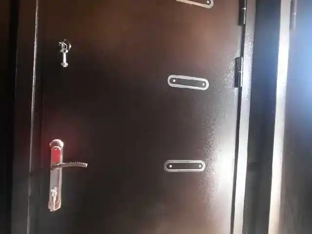 Железная дверь, Душанбе