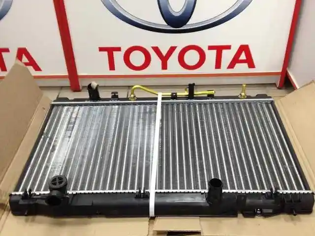 Радиатор охлаждения воды от Toyota Camry 2 2007-2011, Душанбе