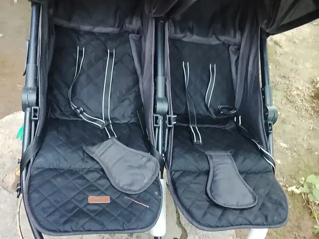 Коляска для двойни, Душанбе