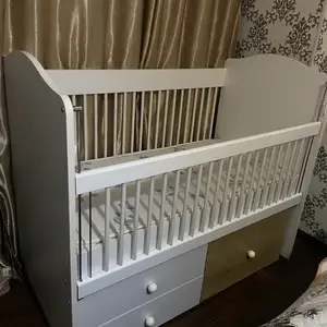 Детская кроватка с маятником и ящиками, Душанбе