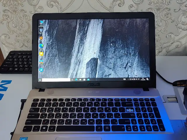 Ноутбук Asus, Хуҷанд