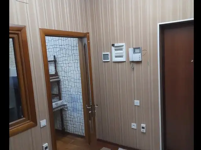2-комн. квартира, 12 этаж, 58м², И Сомони, Душанбе