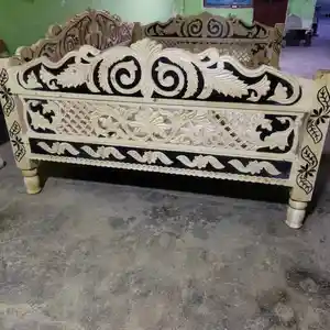 Тапчан, Душанбе