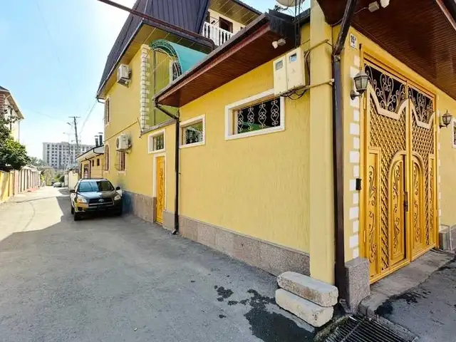 3-этажный, 4 комнатный дом, 283 м², И.Сомони, Душанбе