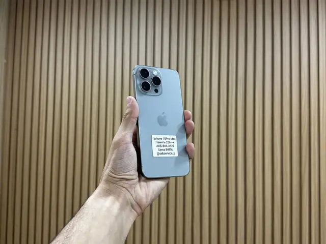 Apple iPhone 15 Pro Max, 256 gb, Natural Titanium, Душанбе