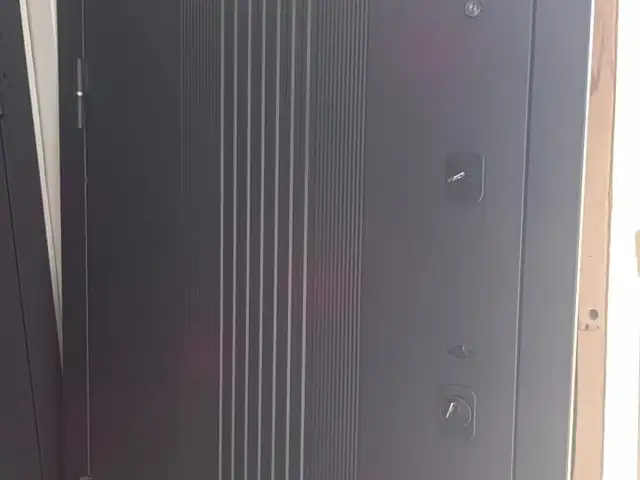 Входная дверь, Душанбе