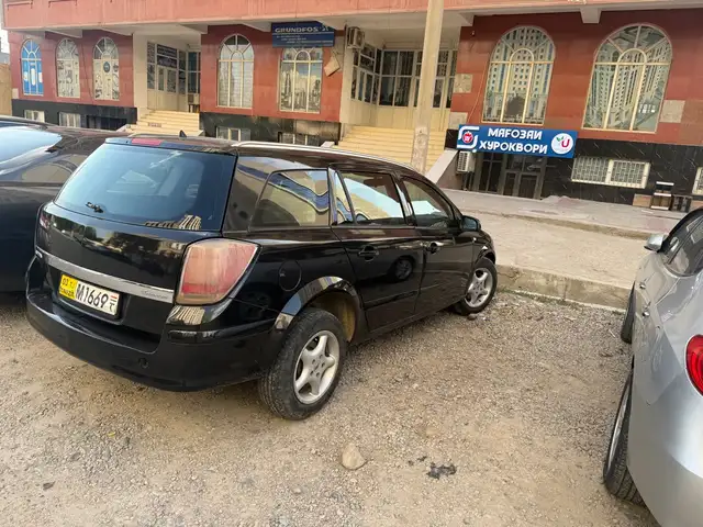 Opel Astra H