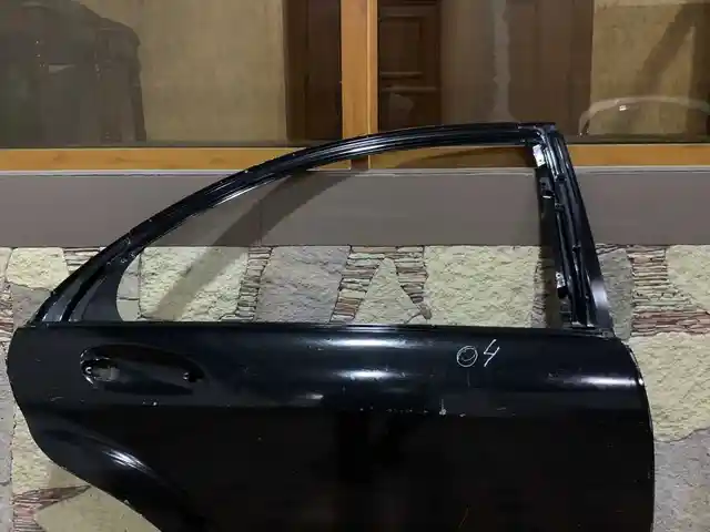 Дверь задняя правая Mercedes Benz w221, Душанбе