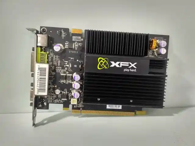 Видеокарта XFX GF8500GT DDR2 512MB 128Bit, Душанбе