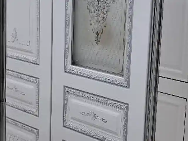 Дверь, Душанбе