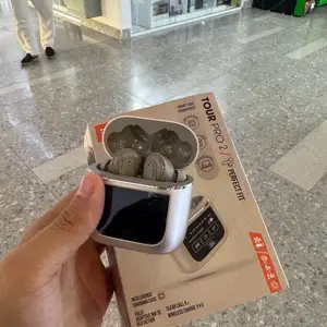 Беспроводные наушники JBL Tour Pro 2, Душанбе
