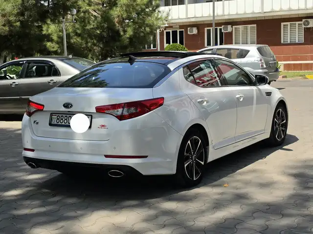 Kia K5, 2010, Турсунзода - 4