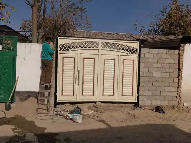 Ворота, Душанбе