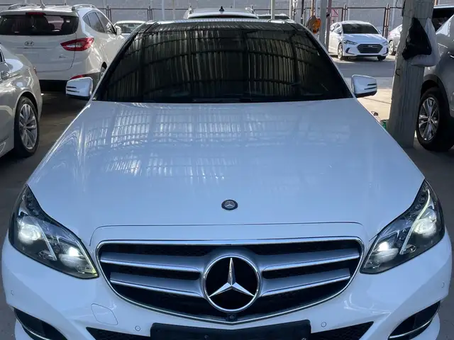 Mercedes-Benz E class