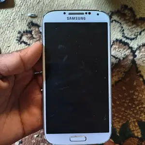 Телефон Samsung, Исфара