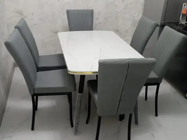 Стол и стулья, Душанбе