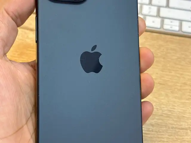 Apple iPhone 15, 256 gb, Black, Худжанд