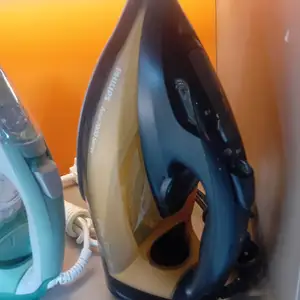 Утюг PHILIPS, Душанбе