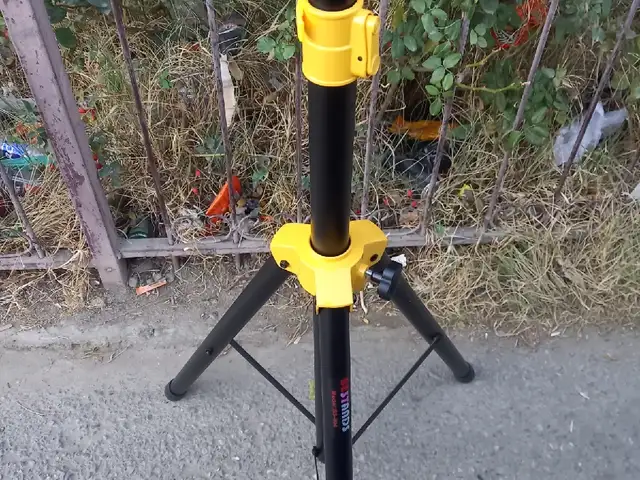 Стойка для колонки, Худжанд