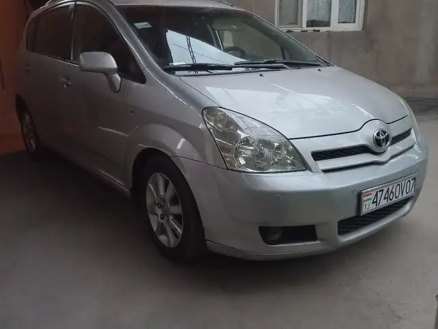 Toyota Corolla Verso