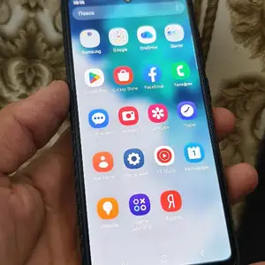 Samsung Galaxy S20 Fe, Исфара