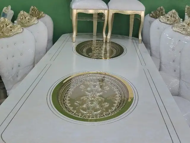 Стол и стулья, Худжанд
