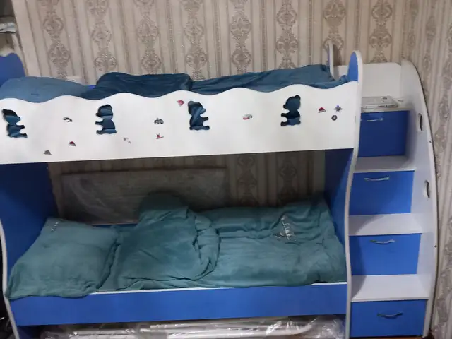 Двухъярусная кровать, Худжанд
