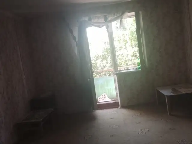 Комната в 3-комн. квартире, 2 этаж, 90м², Гор. больница, Хуҷанд