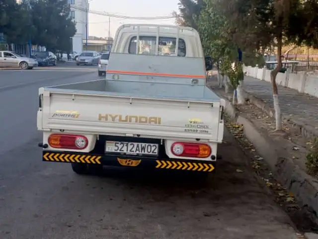 Hyundai Avanta Touring