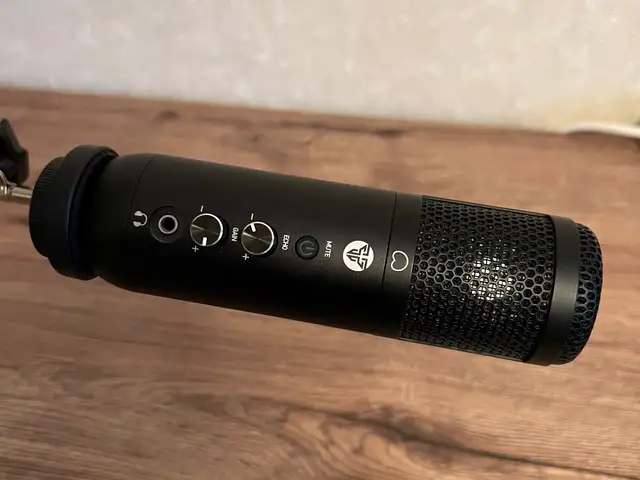 Игровой микрофон Fantech с кронштейном, Душанбе