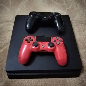 Игровая приставка PlayStation 4 slim. 1 тр, Душанбе