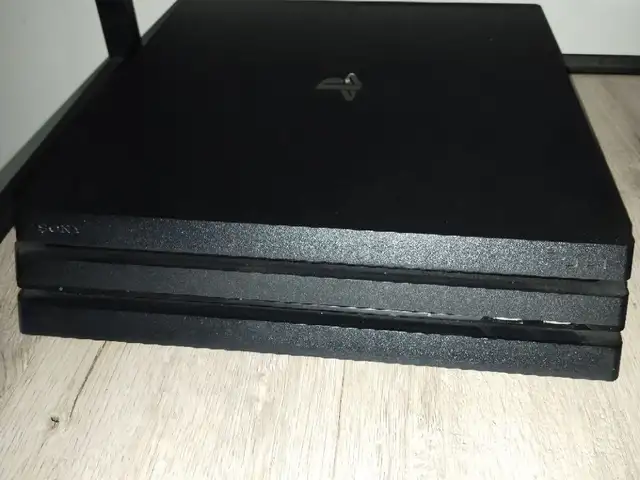 Игровая приставка Sony PlayStation 4 Pro 2Tb 58игр, Хуҷанд