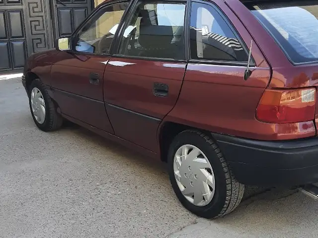 Opel Astra F