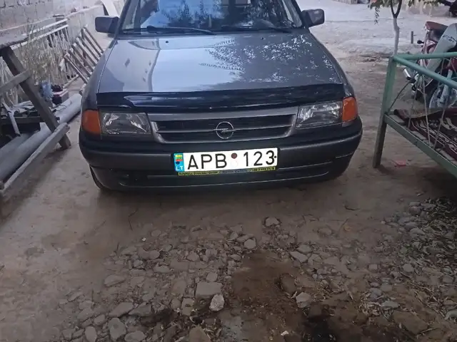 Opel Astra F