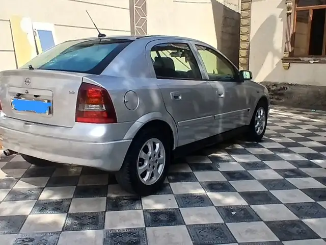Opel Astra G