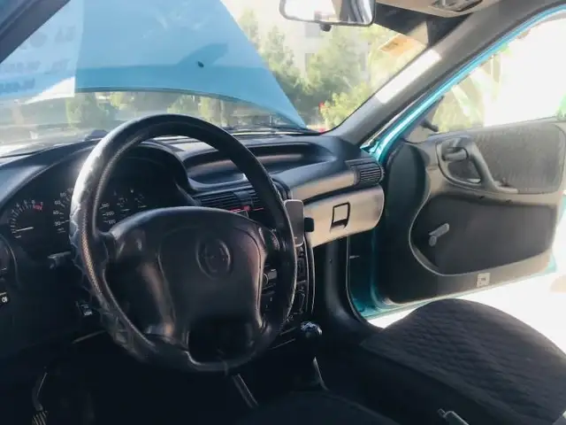 Opel Astra F