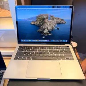 Ноутбук MacBook Pro i5/8/256, Душанбе