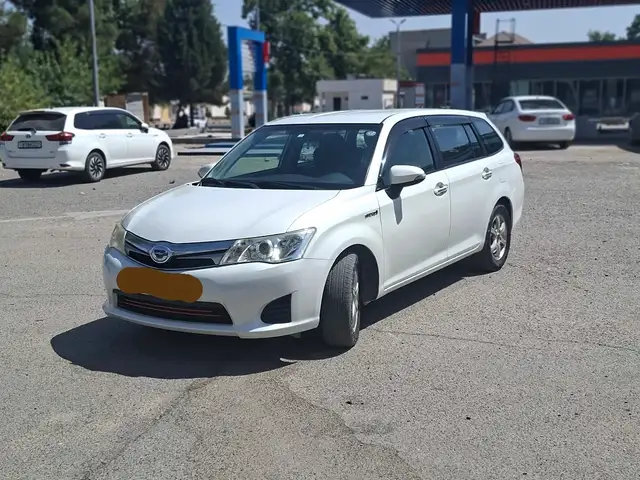 Toyota Fielder