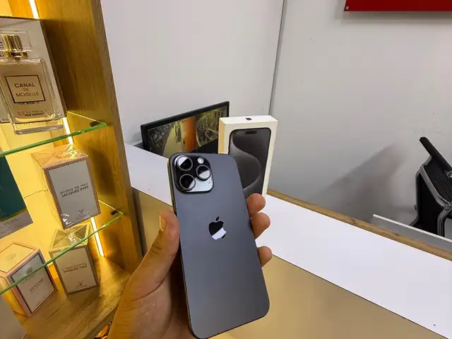Apple iPhone 15 Pro Max, 256 gb, Black Titanium, Душанбе