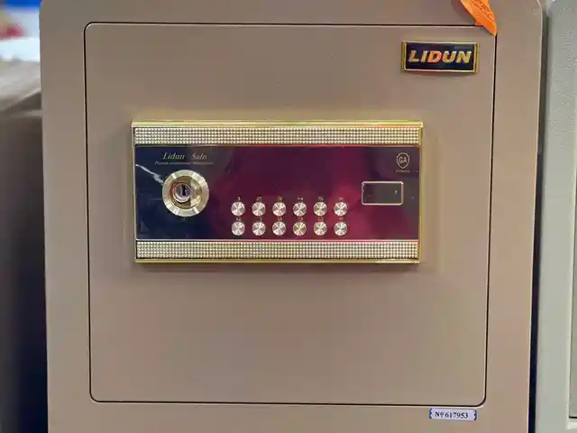Сейф 35L, Душанбе