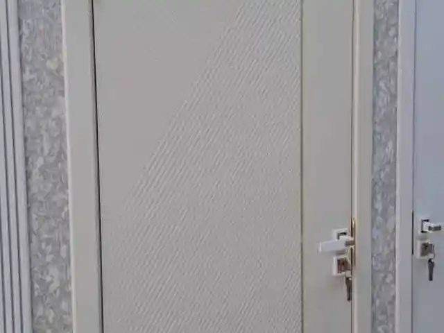Дверь, Душанбе
