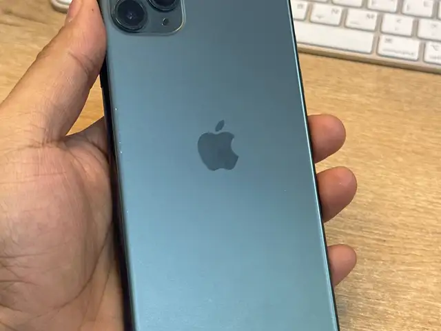 Apple iPhone 11 Pro Max, 64 gb, Midnight Green, Худжанд