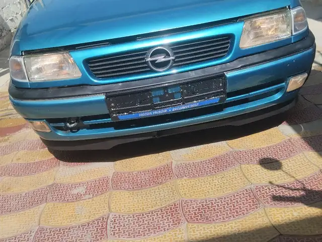 Opel Astra F