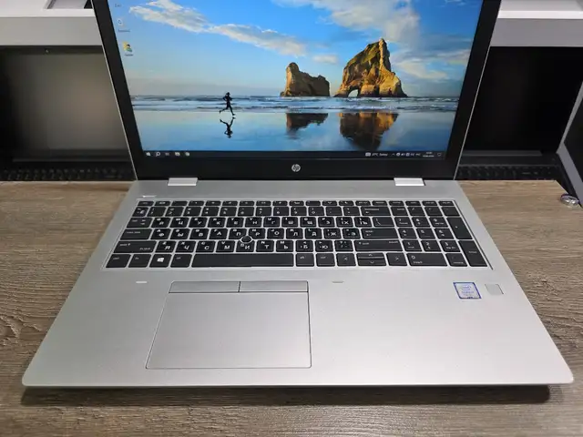 Ноутбук HP 15.6 Core i7-8565U / 8GB / SSD 256GB, Душанбе - 2