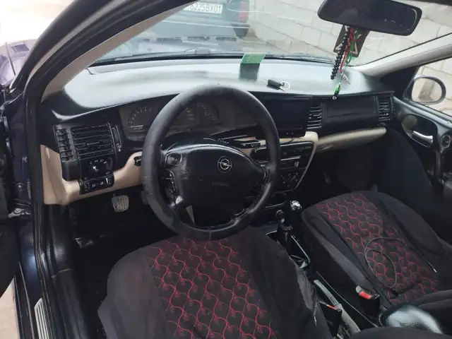 Opel Vectra B